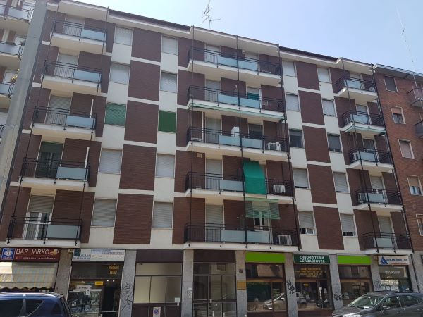 STUDIO MEDICO ARREDATO STUDIO MEDICO ARREDATO