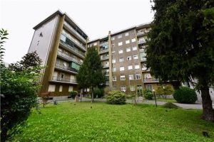 QUATTRO LOCALI CON DOPPI SERVIZI QUATTRO LOCALI CON DOPPI SERVIZI